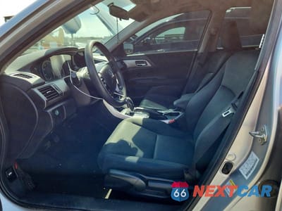 Zdjęcie 7 z 12 samochodu: 2015 HONDA ACCORD LX VIN:1HGCR2F37FA088274 - miniatura