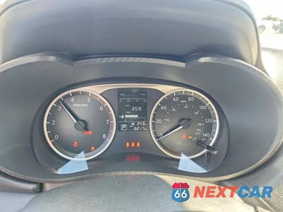 Zdjęcie 9 z 13 samochodu: 2025 NISSAN VERSA S VIN:3N1CN8DV5SL875022 - miniatura