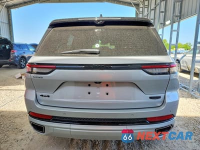 Zdjęcie 6 z 13 samochodu: 2024 JEEP GRAND CHEROKEE SUMMIT VIN:1C4RJHEG6R8626434 - miniatura