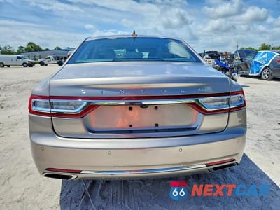 Zdjęcie 6 z 12 samochodu: 2018 LINCOLN CONTINENTAL RESERVE VIN:1LN6L9RP6J5616694 - miniatura