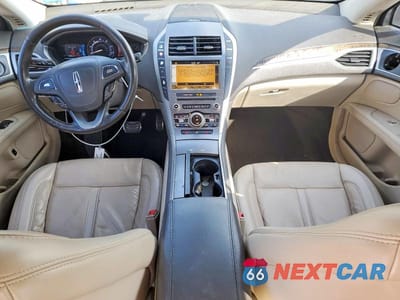 Zdjęcie 8 z 12 samochodu: 2019 LINCOLN MKZ RESERVE I VIN:3LN6L5LU1KR608153 - miniatura