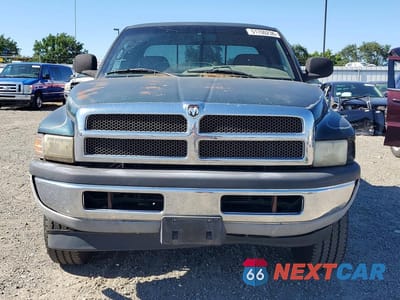 Piąte zdjęcie samochodu w środku: 2001 DODGE RAM 1500 VIN:3B7HF13Y91M263403 - miniatura