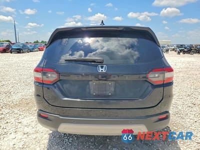 Zdjęcie 6 z 13 samochodu: 2023 HONDA PILOT EXL VIN:5FNYG2H56PB000588 - miniatura