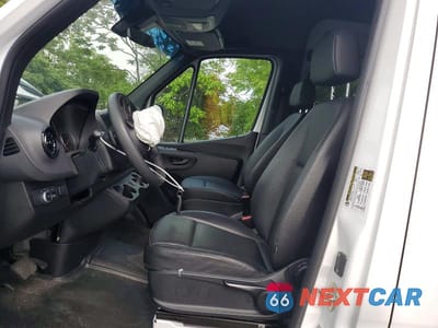 Zdjęcie 7 z 13 samochodu: 2024 MERCEDES-BENZ SPRINTER 2500 VIN:W1Z4KGHY1RT192529 - miniatura