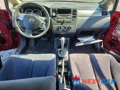 Zdjęcie 8 z 12 samochodu: 2008 NISSAN VERSA S/SL VIN:3N1BC11E48L375715 - miniatura