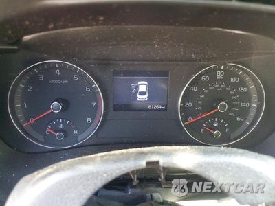 Zdjęcie 9 z 12 samochodu: 2019 KIA FORTE LXS VIN:3KPF24AD8KE089405 - miniatura