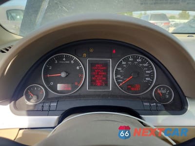 Zdjęcie 9 z 12 samochodu: 2008 AUDI A4 2.0T VIN:WAUAF78E08A042411 - miniatura