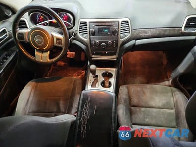 Zdjęcie 8 z 13 samochodu: 2013 JEEP GRAND CHEROKEE LAREDO VIN:1C4RJFAG0DC639891 - miniatura