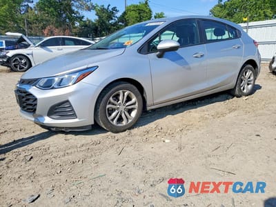 2019 CHEVROLET CRUZE LS 3G1BC6SM6KS605258 - główne zdjęcie licytacji z USA - miniatura