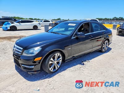 2012 MERCEDES-BENZ C 250 WDDGF4HB3CR209166 - główne zdjęcie licytacji z USA - miniatura