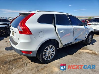 Trzecie zdjęcie samochodu z tyłu: 2010 VOLVO XC60 T6 VIN:YV4992DZ2A2019038 - miniatura