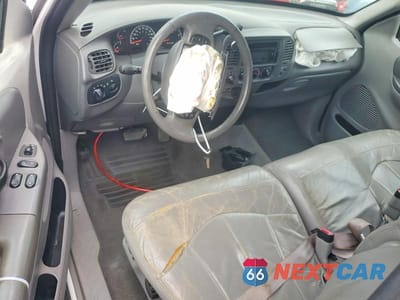 Zdjęcie 8 z 13 samochodu: 2000 FORD F150 VIN:1FTRX18L3YNA38893 - miniatura