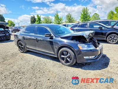 Czwarte zdjęcie samochodu z boku: 2014 VOLKSWAGEN PASSAT SEL VIN:1VWCN7A33EC046831 - miniatura