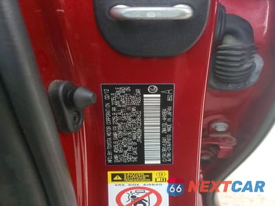 Zdjęcie 12 z 12 samochodu: 2012 LEXUS CT 200 VIN:JTHKD5BH1C2089632 - miniatura