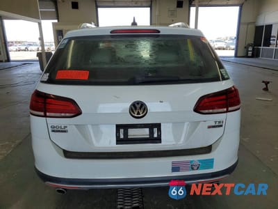 Zdjęcie 6 z 12 samochodu: 2018 VOLKSWAGEN GOLF ALLTRACK S VIN:3VWM17AU1JM759437 - miniatura