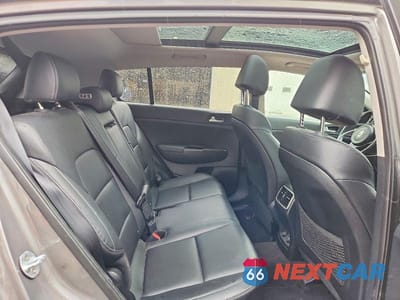 Zdjęcie 11 z 13 samochodu: 2017 KIA SPORTAGE EX VIN:KNDPNCAC3H7236414 - miniatura