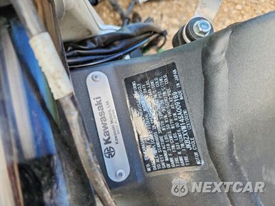 Zdjęcie 9 z 9 samochodu: 2025 KAWASAKI ZX1002 M VIN:JKBZXVM14SA009189 - miniatura