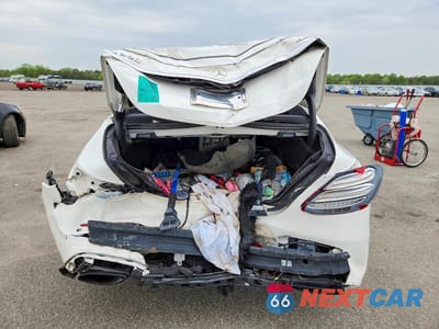 Zdjęcie 6 z 12 samochodu: 2017 MERCEDES-BENZ E 300 4MATIC VIN:WDDZF4KB6HA052241 - miniatura