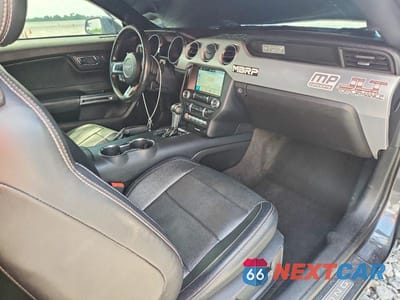 Zdjęcie 8 z 12 samochodu: 2017 FORD MUSTANG VIN:1FATP8UH5H5356925 - miniatura