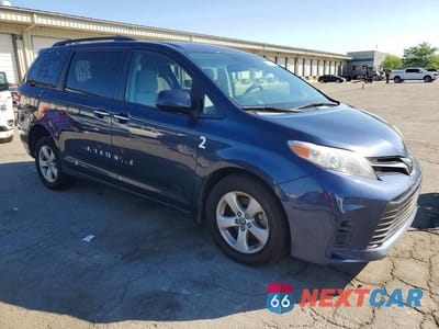 Czwarte zdjęcie samochodu z boku: 2020 TOYOTA SIENNA LE VIN:5TDKZ3DC2LS055992 - miniatura