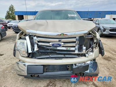 Piąte zdjęcie samochodu w środku: 2010 FORD F150 SUPER CAB VIN:1FTEX1E80AFB93626 - miniatura