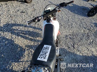 Zdjęcie 6 z 8 samochodu: 1995 HONDA XR600 R VIN:JH2PE040XSM002013 - miniatura