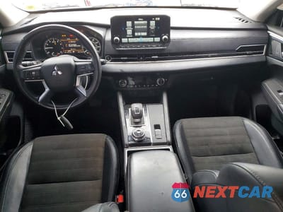 Zdjęcie 8 z 14 samochodu: 2024 MITSUBISHI OUTLANDER SE VIN:JA4J4VA84RZ030194 - miniatura