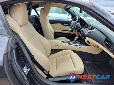 Zdjęcie 10 z 12 samochodu: 2016 BMW Z4 SDRIVE28I VIN:WBALL5C56G5A20405 - miniatura
