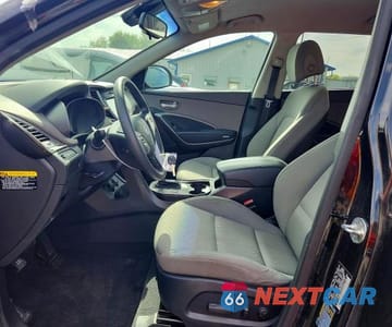 Zdjęcie 7 z 12 samochodu: 2018 HYUNDAI SANTA FE SE VIN:KM8SMDHF8JU295089 - miniatura