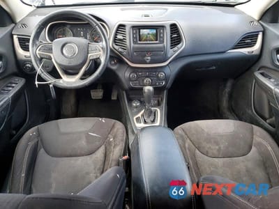 Zdjęcie 8 z 13 samochodu: 2015 JEEP CHEROKEE LATITUDE VIN:1C4PJMCB5FW665675 - miniatura
