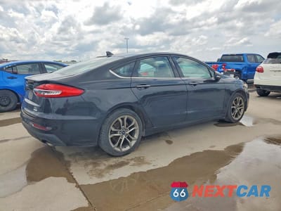 Trzecie zdjęcie samochodu z tyłu: 2020 FORD FUSION SEL VIN:3FA6P0CD1LR130688 - miniatura