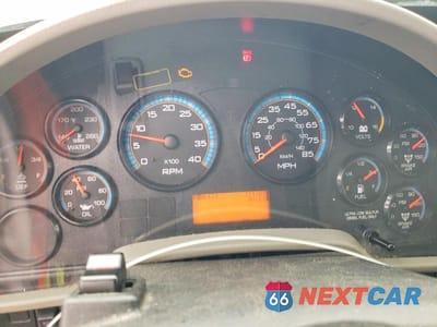 Zdjęcie 9 z 13 samochodu: 2019 INTERNATIONAL 4300 BOX TRUCK VIN:1HTMMMML0KH602390 - miniatura