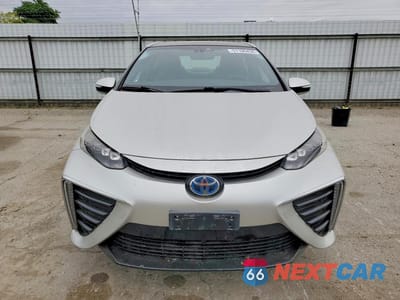 Piąte zdjęcie samochodu w środku: 2017 TOYOTA MIRAI BASE VIN:JTDBVRBDXHA001225 - miniatura