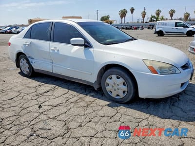 Czwarte zdjęcie samochodu z boku: 2005 HONDA ACCORD LX VIN:JHMCM56465C004888 - miniatura