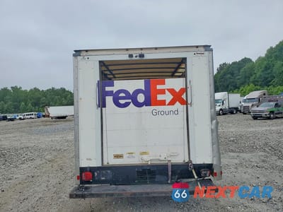 Zdjęcie 6 z 13 samochodu: 2022 FORD E450 DELIVERY TRUCK VIN:1FDXE4FN2NDC01548 - miniatura