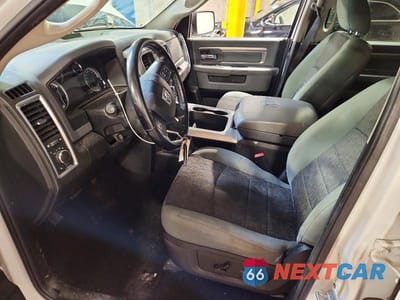 Zdjęcie 7 z 13 samochodu: 2020 RAM 1500 CLASSIC SLT VIN:1C6RR6TT7LS136275 - miniatura