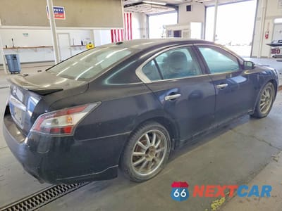 Trzecie zdjęcie samochodu z tyłu: 2012 NISSAN MAXIMA 3.5 S VIN:1N4AA5AP0CC823014 - miniatura
