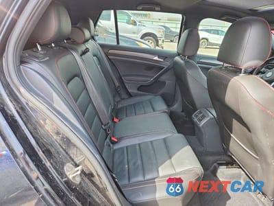 Zdjęcie 10 z 12 samochodu: 2018 VOLKSWAGEN GTI S VIN:3VW547AU4JM297435 - miniatura