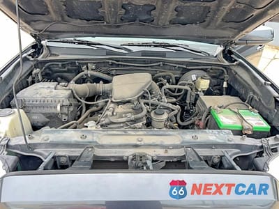 Zdjęcie 7 z 10 samochodu: 2018 TOYOTA TACOMA SR VIN:5TFAX5GN7JX104508 - miniatura