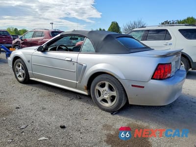 Drugie zdjęcie samochodu z przodu: 2004 FORD MUSTANG VIN:1FAFP44664F147461 - miniatura