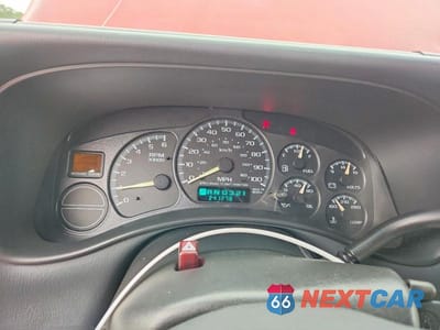 Zdjęcie 9 z 13 samochodu: 2001 CHEVROLET SUBURBAN K1500 VIN:3GNFK16T11G163434 - miniatura