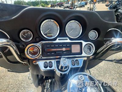 Zdjęcie 7 z 8 samochodu: 2006 HARLEY-DAVIDSON FLHTCUI VIN:1HD1FCW166Y676398 - miniatura