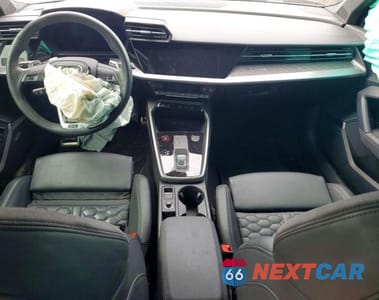Zdjęcie 8 z 12 samochodu: 2023 AUDI RS3 VIN:WUAG4DGY7PA910015 - miniatura