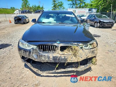Piąte zdjęcie samochodu w środku: 2018 BMW 330 XI VIN:WBA8D9G53JNU67699 - miniatura