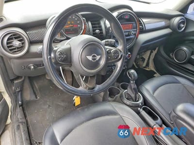 Zdjęcie 8 z 13 samochodu: 2015 MINI COOPER S VIN:WMWXP7C58F2A40026 - miniatura
