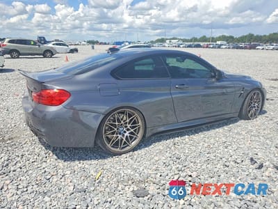 Trzecie zdjęcie samochodu z tyłu: 2017 BMW M4 VIN:WBS3R9C31HA014212 - miniatura