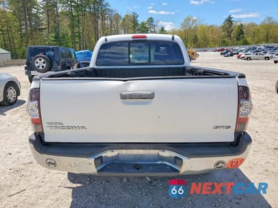 Zdjęcie 6 z 12 samochodu: 2011 TOYOTA TACOMA ACCESS CAB VIN:5TFUX4EN6BX006923 - miniatura