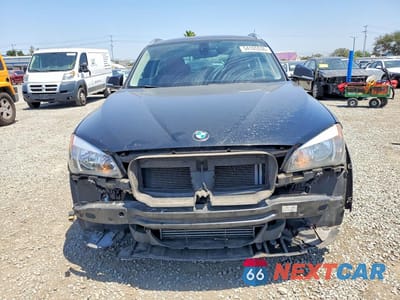 Piąte zdjęcie samochodu w środku: 2013 BMW X1 XDRIVE28I VIN:WBAVL1C55DVR91325 - miniatura