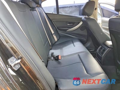Zdjęcie 10 z 12 samochodu: 2016 BMW 320 I VIN:WBA8A9C57GK616964 - miniatura