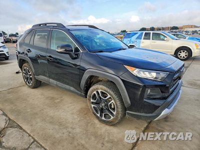 Czwarte zdjęcie samochodu z boku: 2020 TOYOTA RAV4 ADVENTURE VIN:2T3J1RFV2LC073817 - miniatura